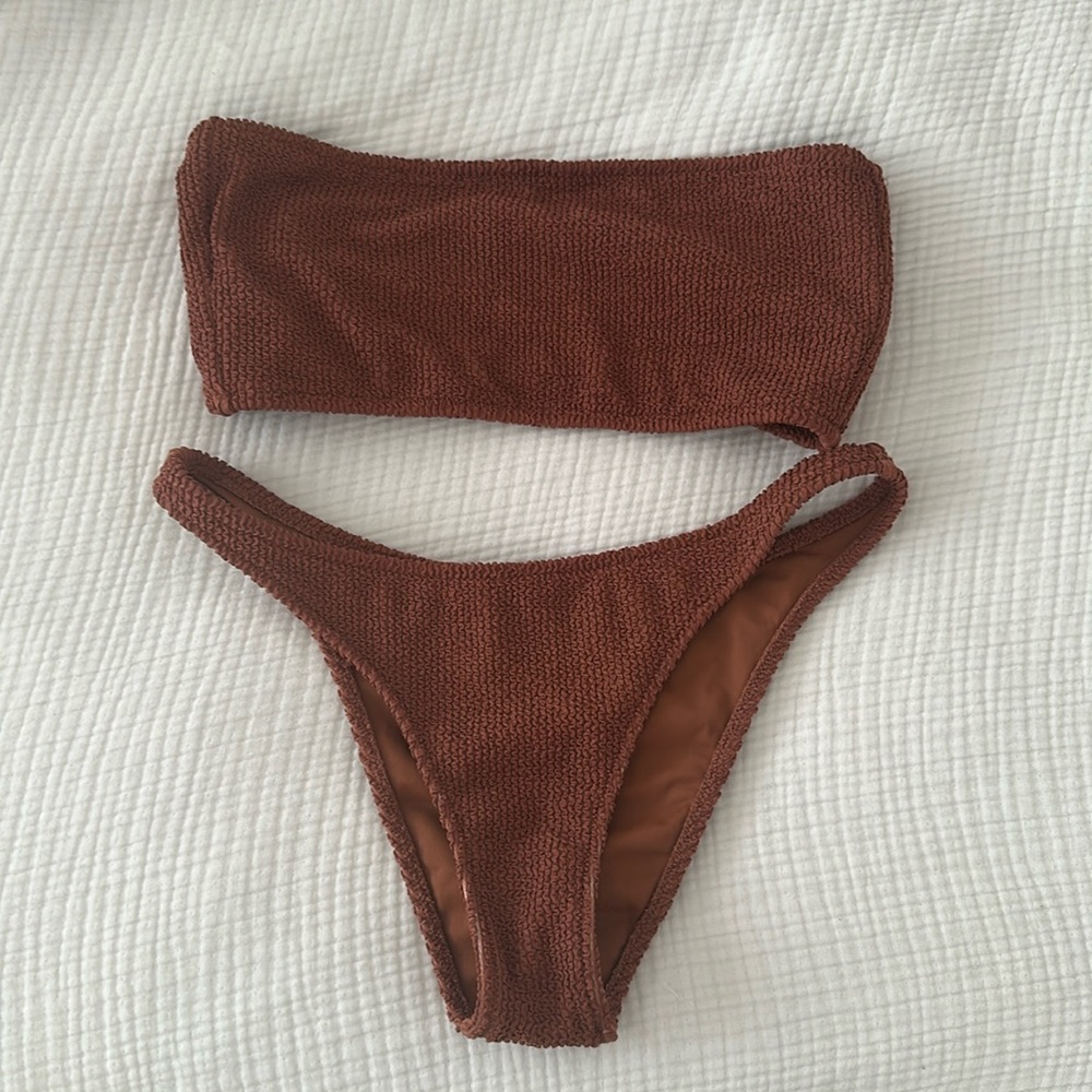 Tori Praver Bikini